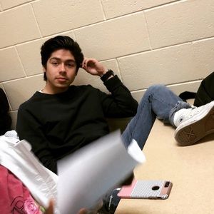 Meet your Posher, Irad